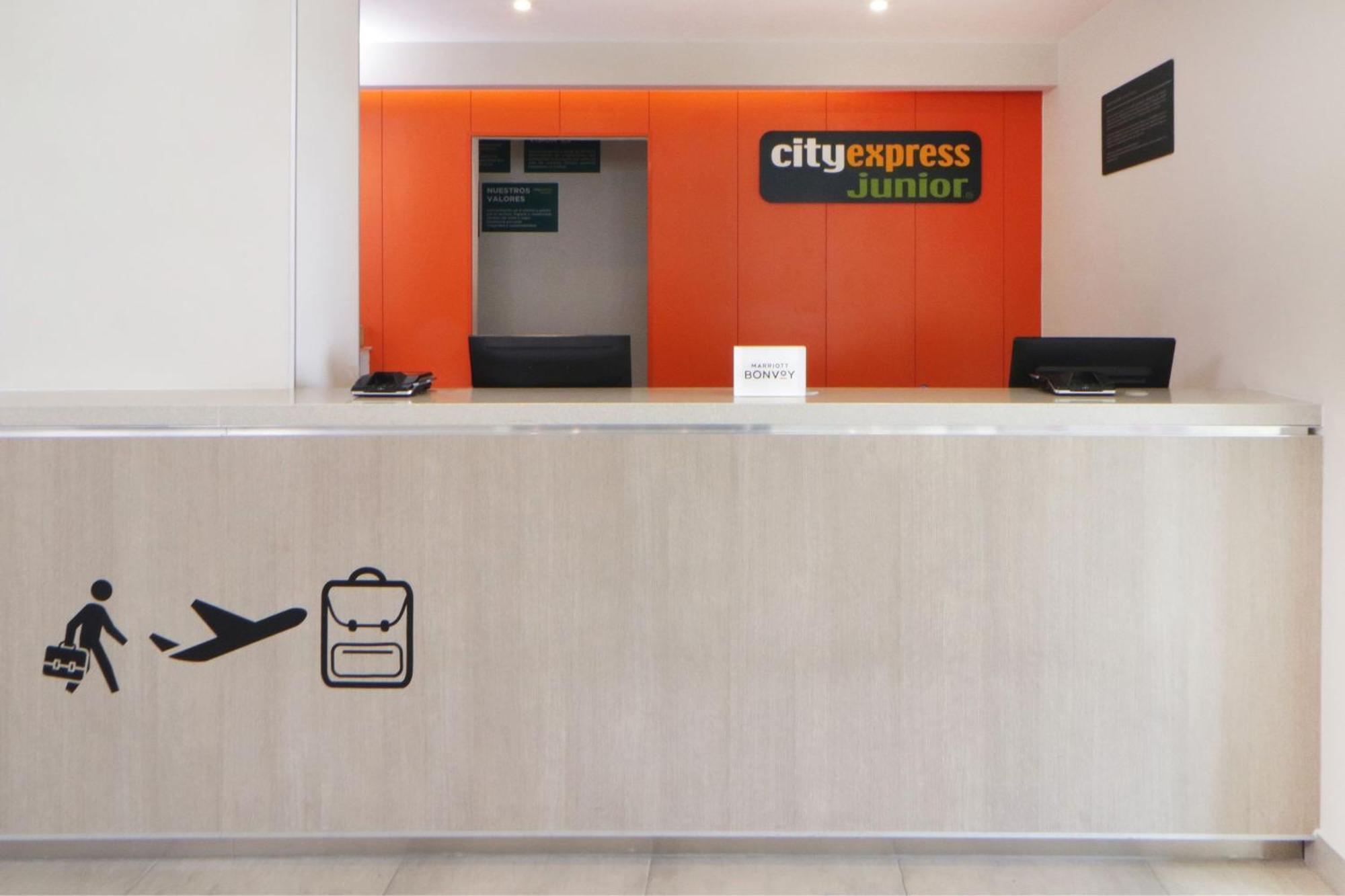 City Express Junior By Marriott Tijuana Otay מראה חיצוני תמונה